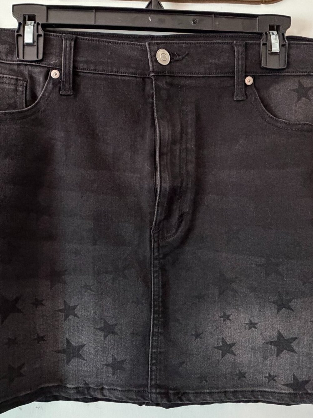 NWT Kendall + Kylie Women’s XL Black Star Print Stretch Denim Mini Skirt